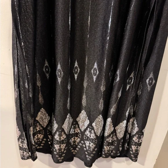 LuLaRoe Joy Open-Front Sleeveless Cardigan Sweater Vest Black Silver Geometric M - Picture 9 of 9